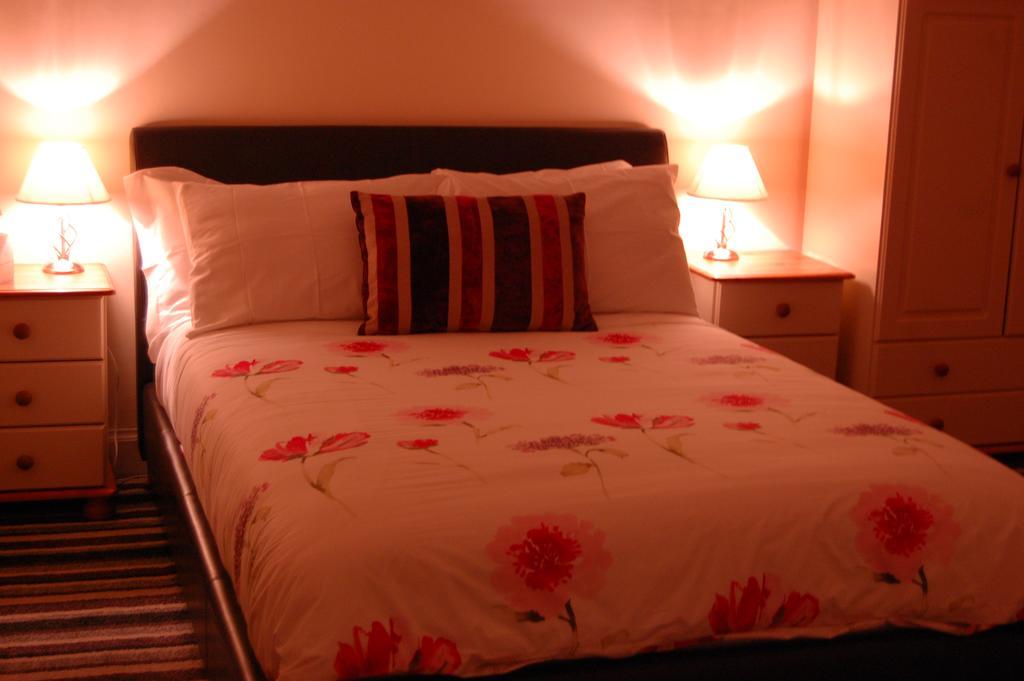 Dawn Break Bed & Breakfast Largs Bilik gambar