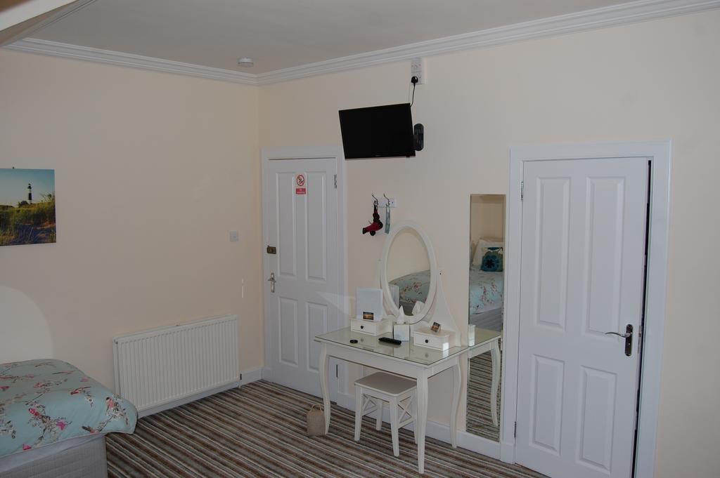 Dawn Break Bed & Breakfast Largs Bilik gambar